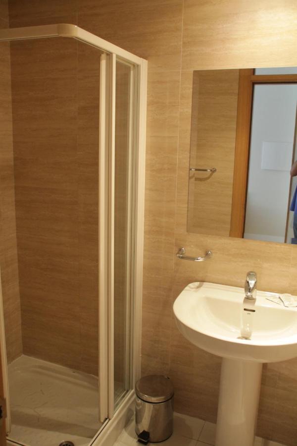 Hostal Francisco Salinas บูร์โกส ภายนอก รูปภาพ